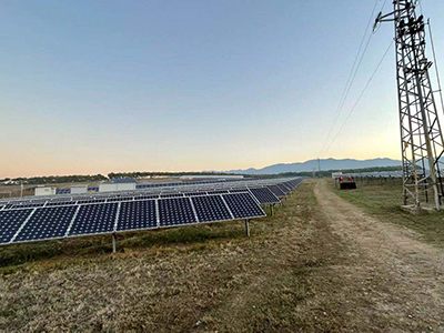 Sistema de armazenamento de energia solar comercial e industrial